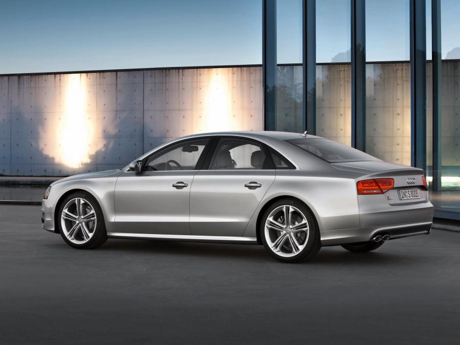  Audi S8 (D4) 2012 года  (WW) (фото 30 из 59)